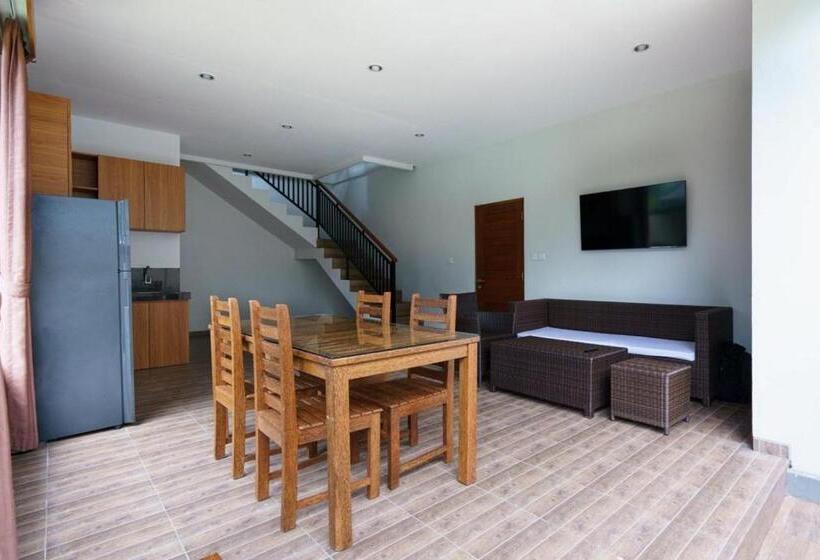 Отель Ariana Beach Resort Amed Bali