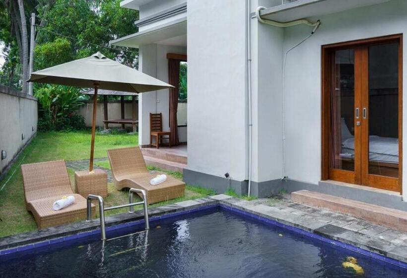 Отель Ariana Beach Resort Amed Bali