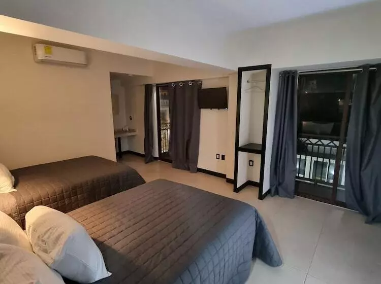 Ems Hoteles Centro Histórico