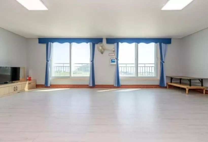 ホテル Eurwangni Badapunggyeong Pension