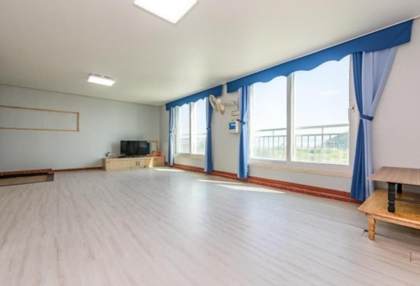 فندق Eurwangni Badapunggyeong Pension