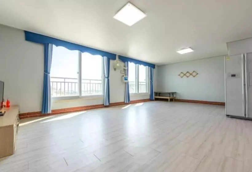 ホテル Eurwangni Badapunggyeong Pension