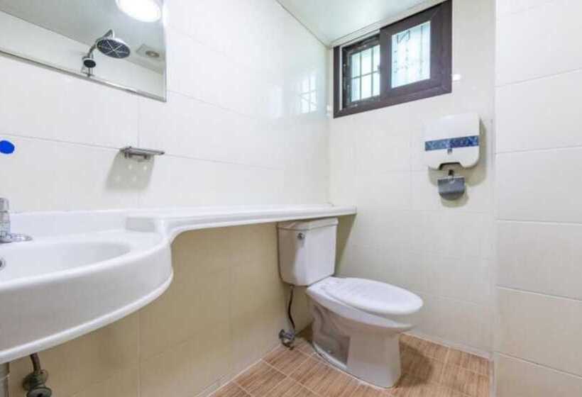 فندق Eurwangni Badapunggyeong Pension