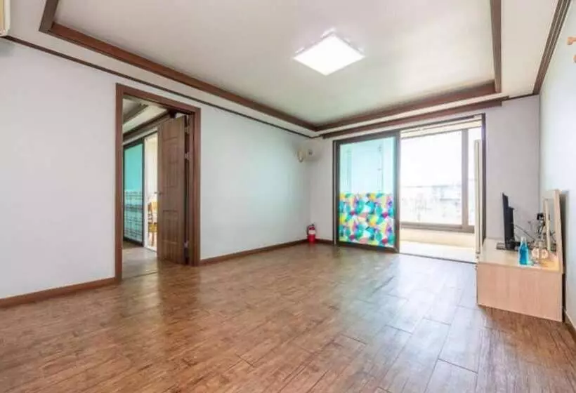 ホテル Eurwangni Badapunggyeong Pension