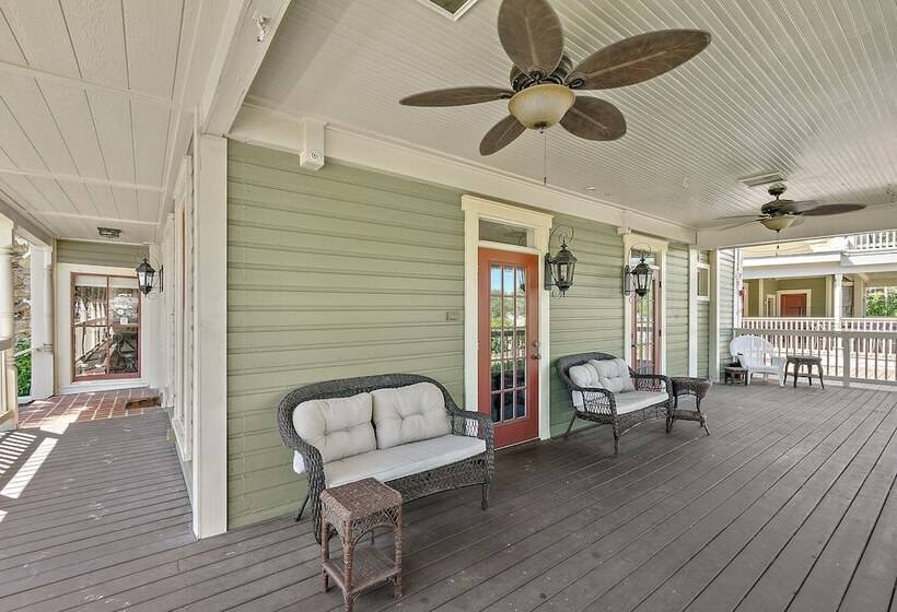 فندق Golden Magnolia Marina Resort