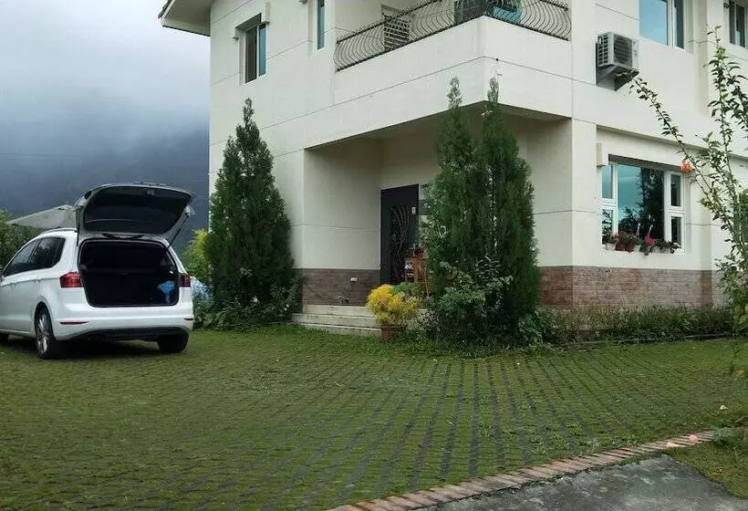 هتل Home Link B&b