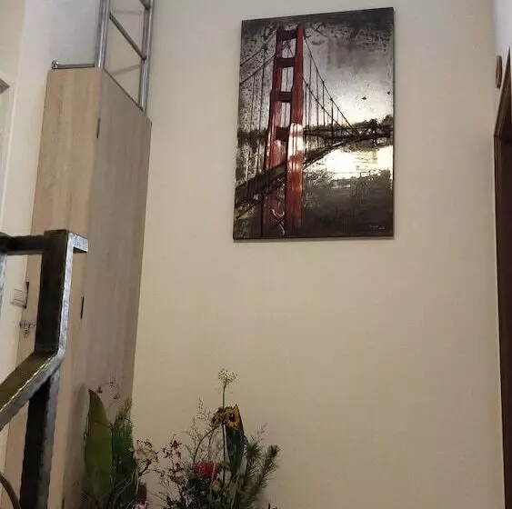 هتل Home Link B&b