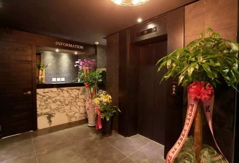 Hotelli Ilsan  Rateuri