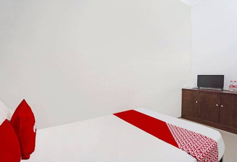 Hotell Oyo 91670 Mannsur Homestay Syariah