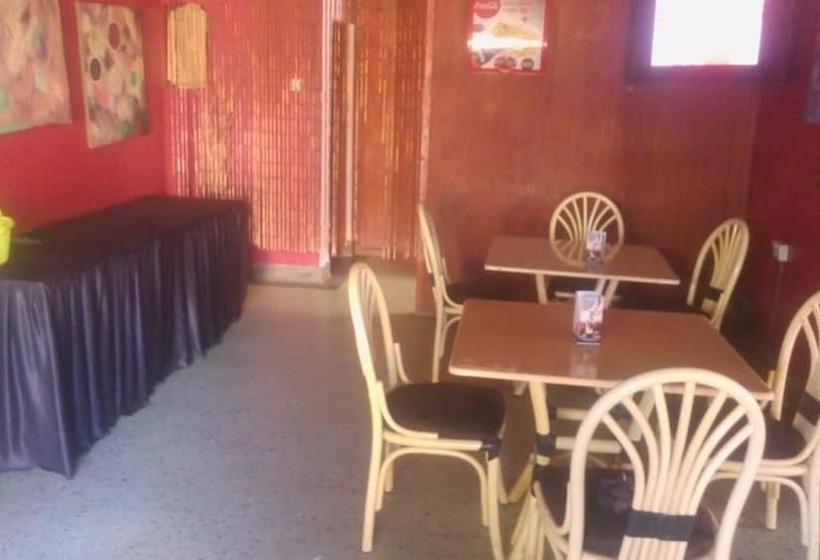 هتل Rose Wood Lounge