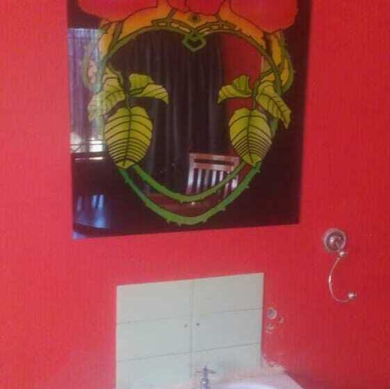 هتل Rose Wood Lounge