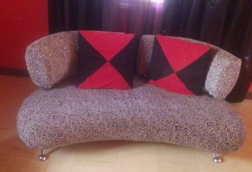 هتل Rose Wood Lounge