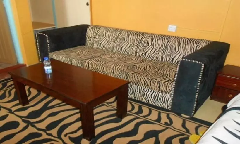 هتل Silent Lodge