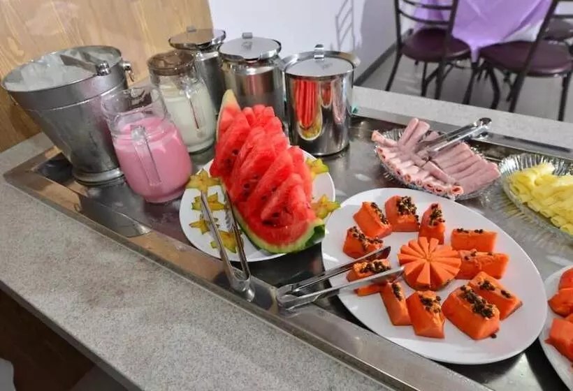 ホテル Vinds Economic