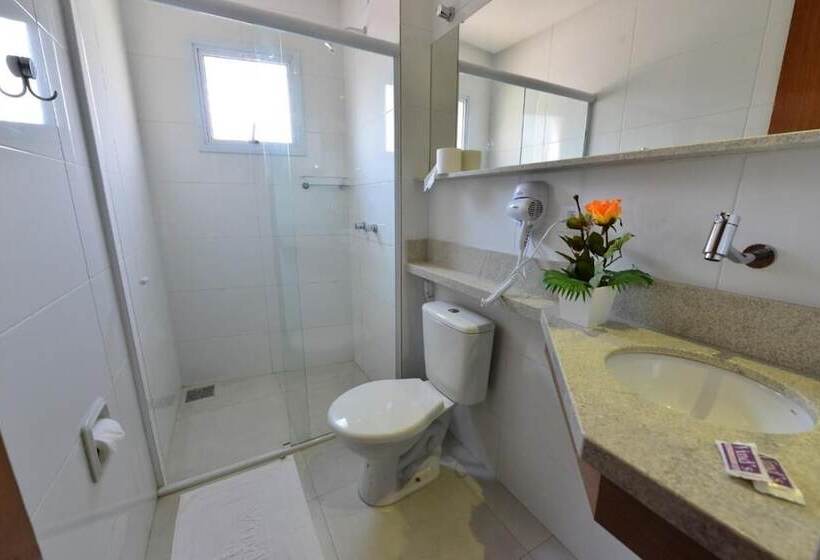 هتل Vinds Economic