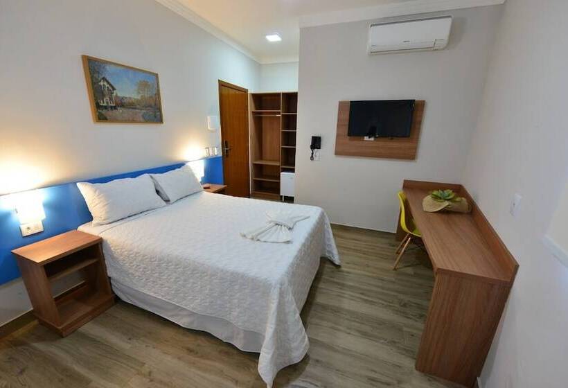 هتل Vinds Economic