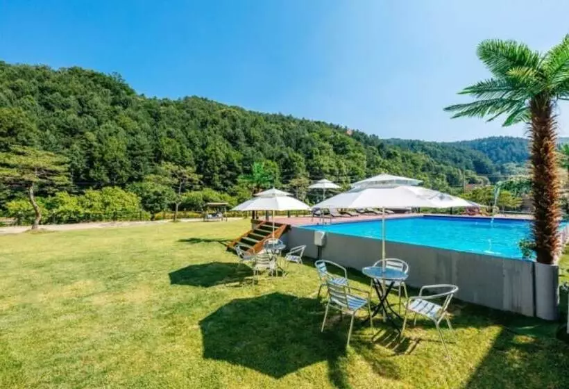 هتل Yangpyeong Rosedale Pension