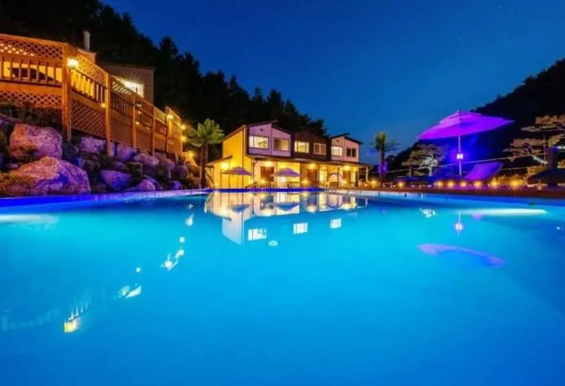هتل Yangpyeong Rosedale Pension