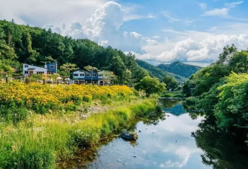 هتل Yangpyeong Rosedale Pension