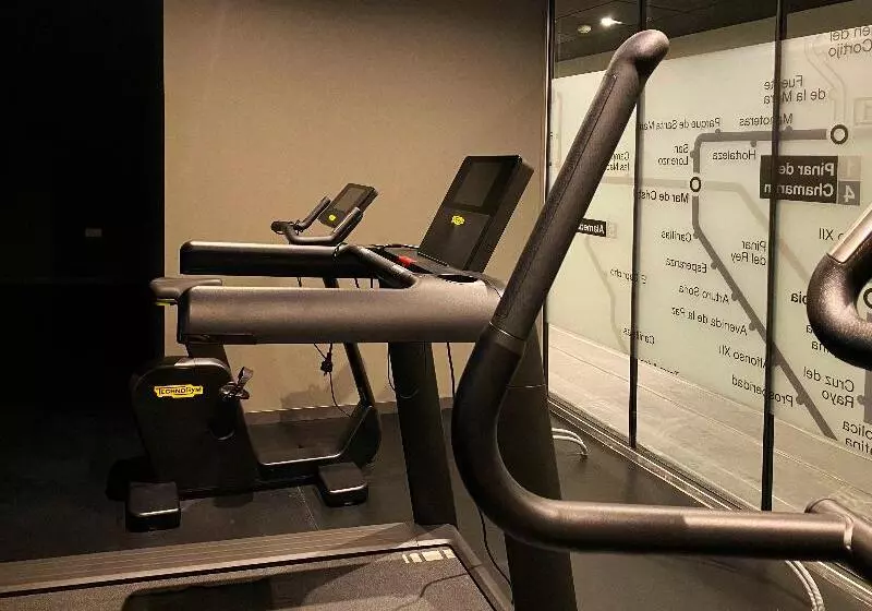 هتل Zleep Madrid Airport