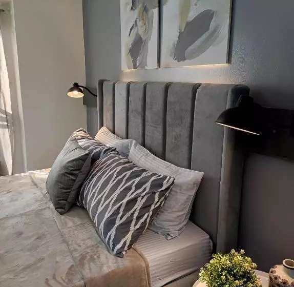 White Nordic Fully Furnished Studio At Inspiria