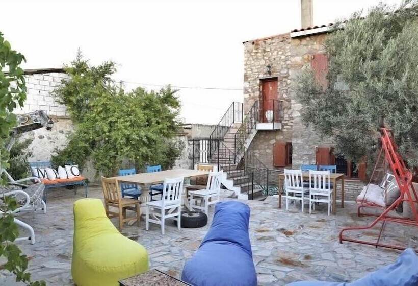 Chez Melo Tas Konak Otel