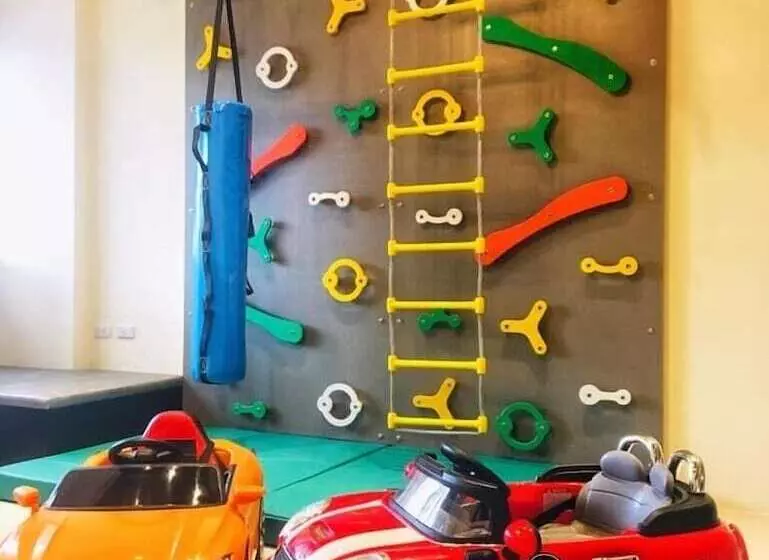 هتل Child House