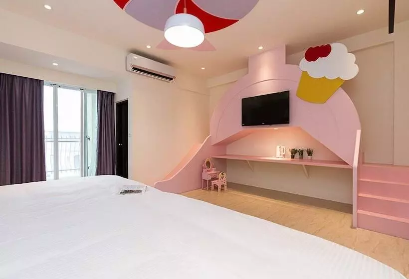 هتل Child House