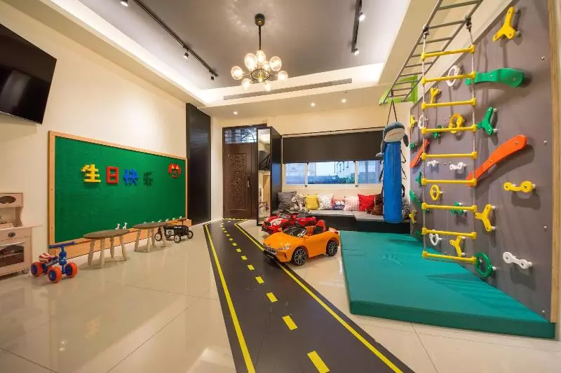 هتل Child House