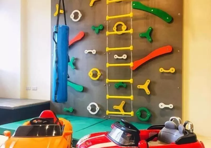 هتل Child House