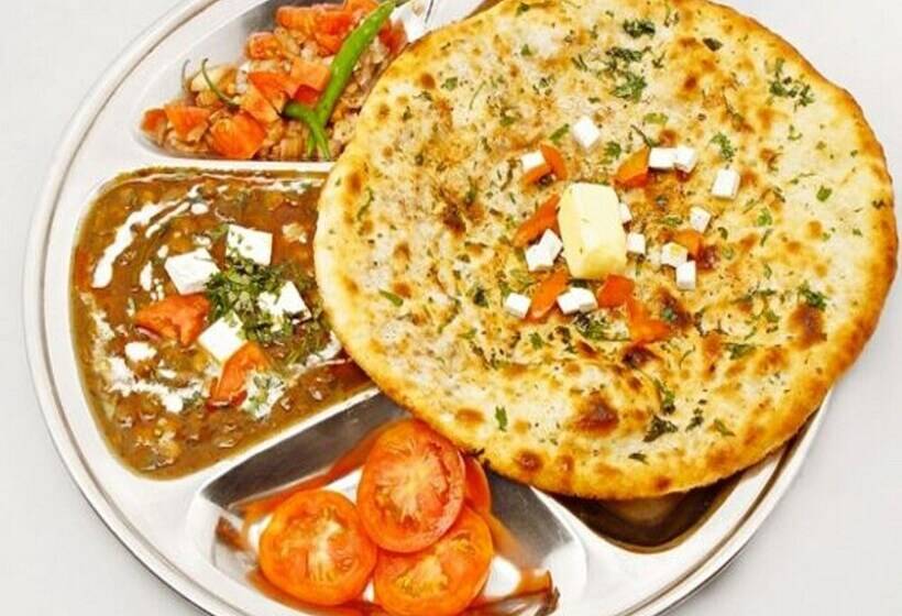 בית מלון כפרי Dhanraj Residency