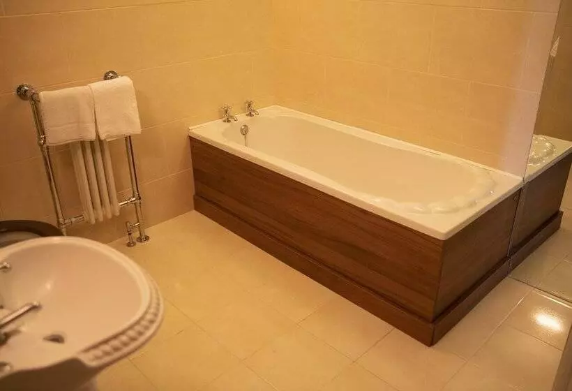 Hotelli Heather House