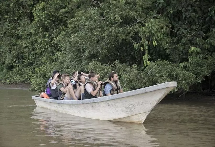 Hotelli Kinabatangan Wildlife Lodge   Hostel