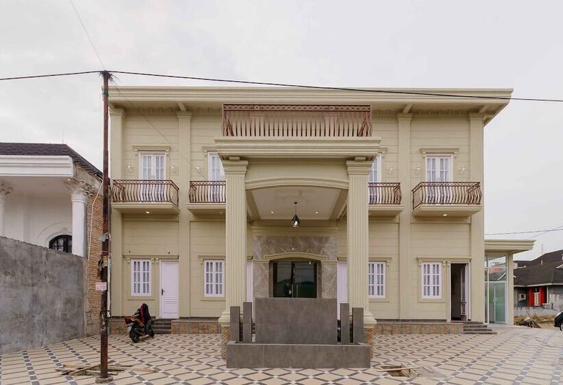 فندق Reddoorz Plus Syariah @ Jalan Dr Sutomo Padang