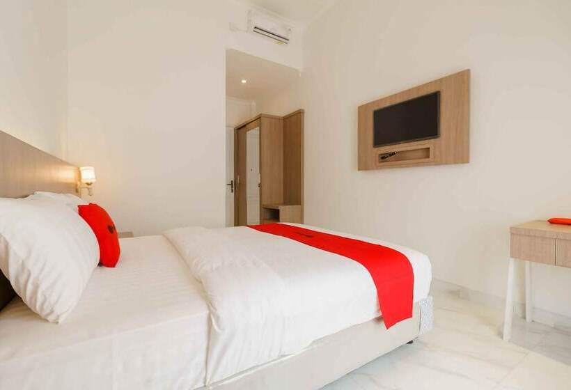 فندق Reddoorz Plus Syariah @ Jalan Dr Sutomo Padang