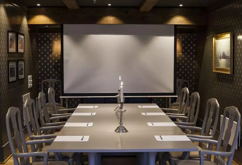 Angvik Gamle Handelssted   By Classic Norway Hotels