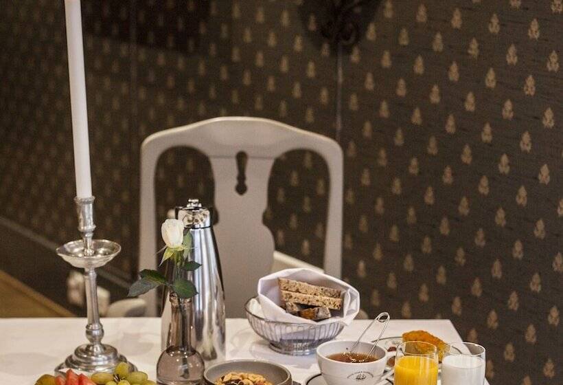 Angvik Gamle Handelssted   By Classic Norway Hotels