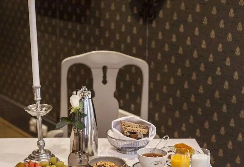 Angvik Gamle Handelssted   By Classic Norway Hotels