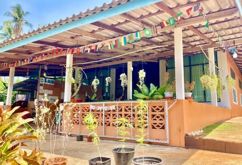 Hotelli Koh Mak Homestay