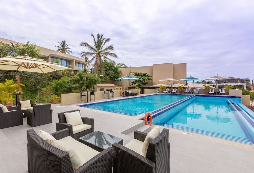 Ngalawa Hotel & Resort