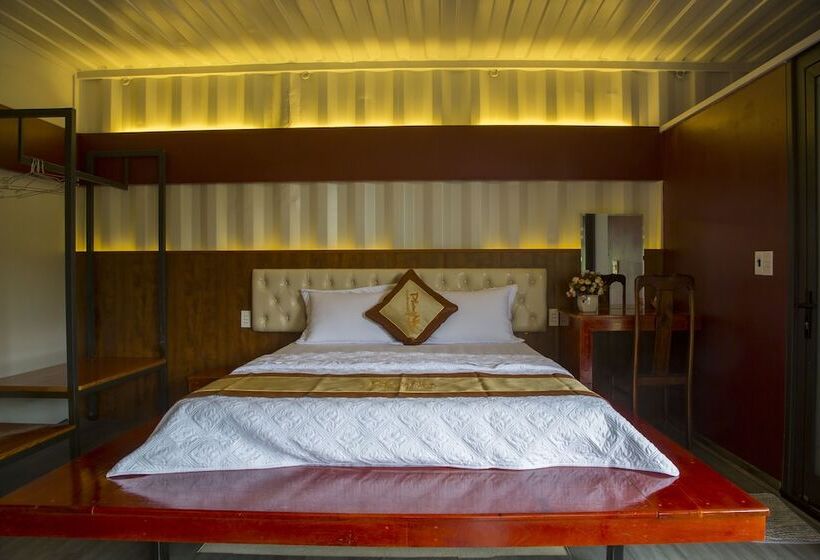 هتل Phong Nha Eco Mountain Farmstay