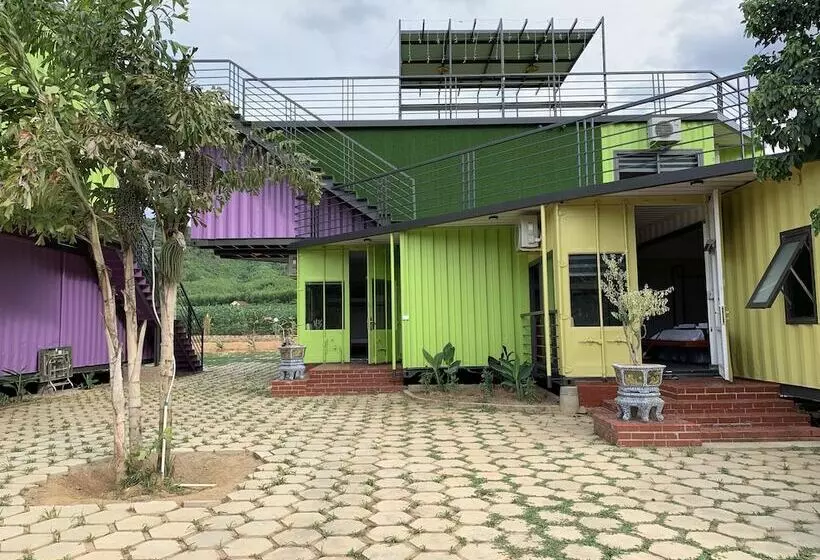 هتل Phong Nha Eco Mountain Farmstay