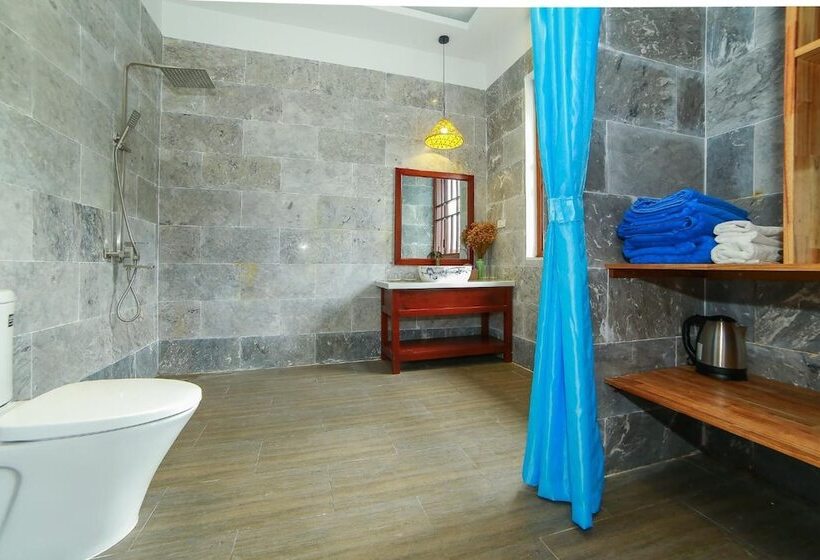 هتل Hoi An Sea Village Homestay