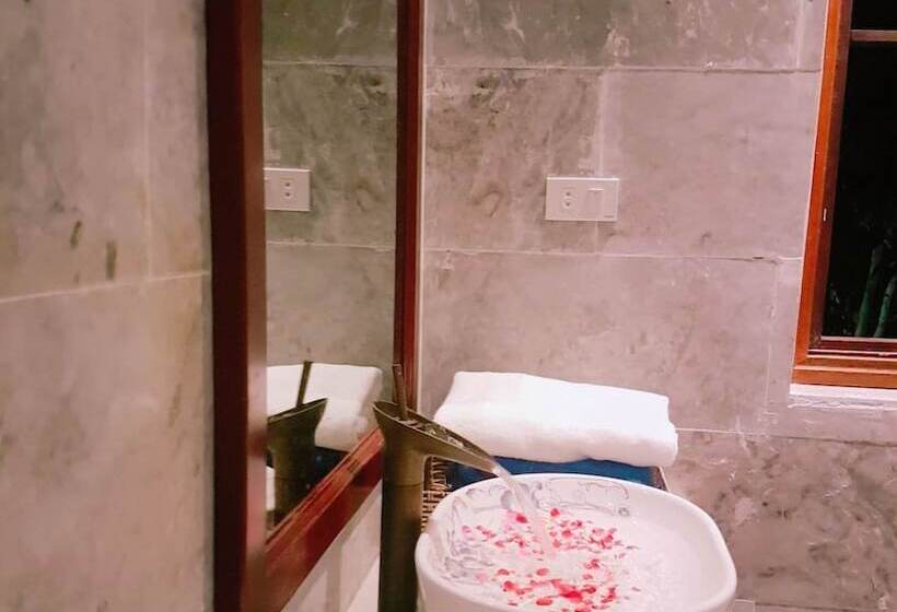 هتل Hoi An Sea Village Homestay