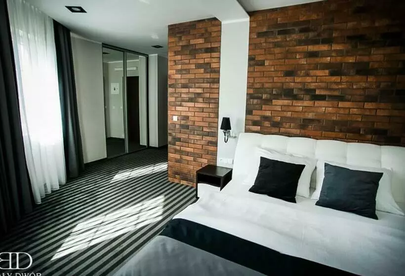 Aamiaismajoitus (B&B) Biały Dwór