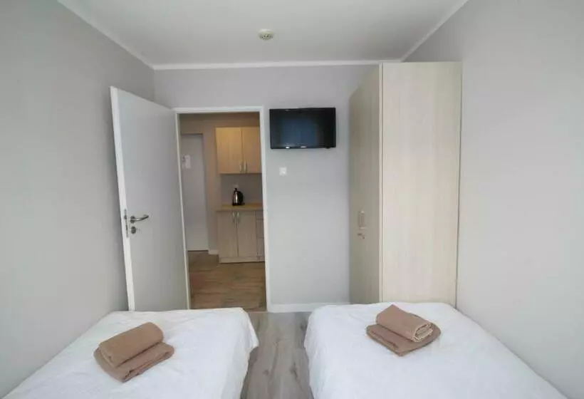 ベッドアンドブレックファースト Pod Kominem Pokoje I Apartamenty