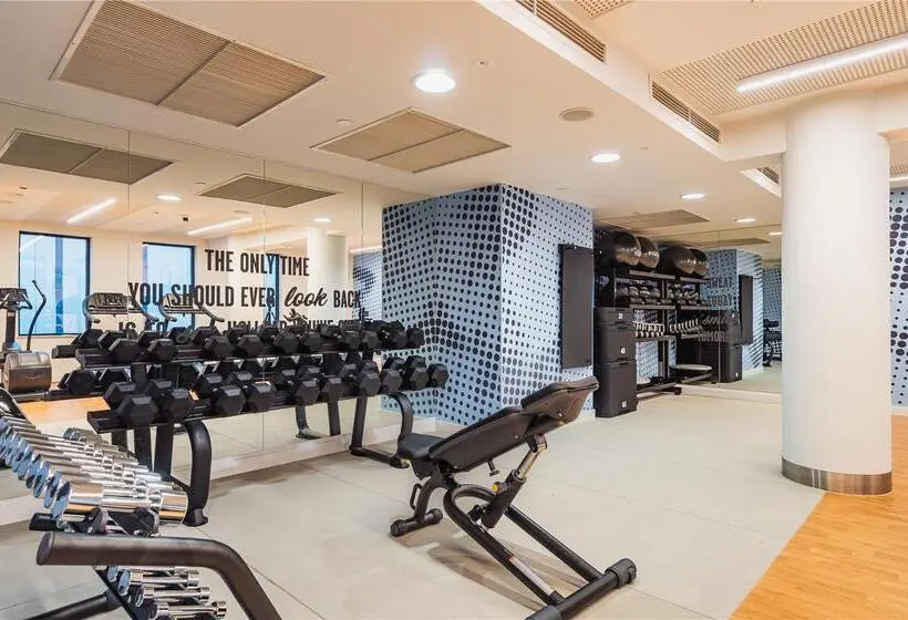 ホテル Hampton By Hilton Lodz City Center