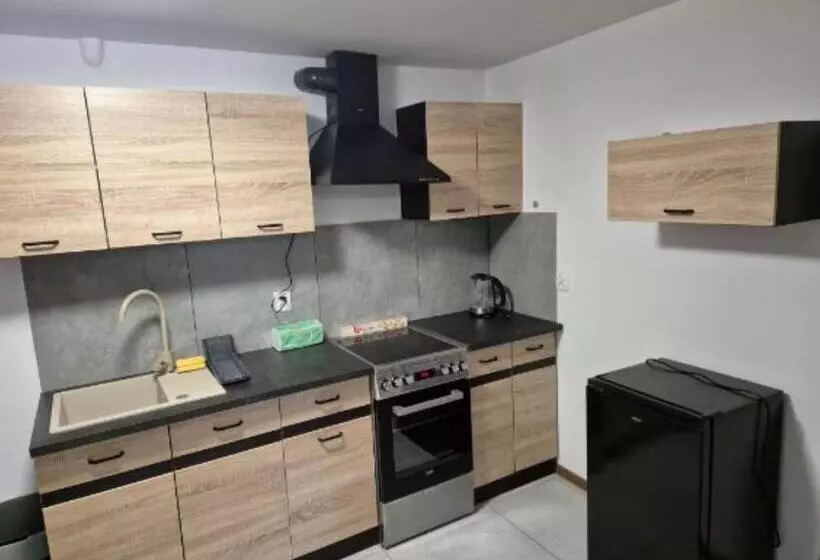 Retkeilymaja Pokoje Kraska 36