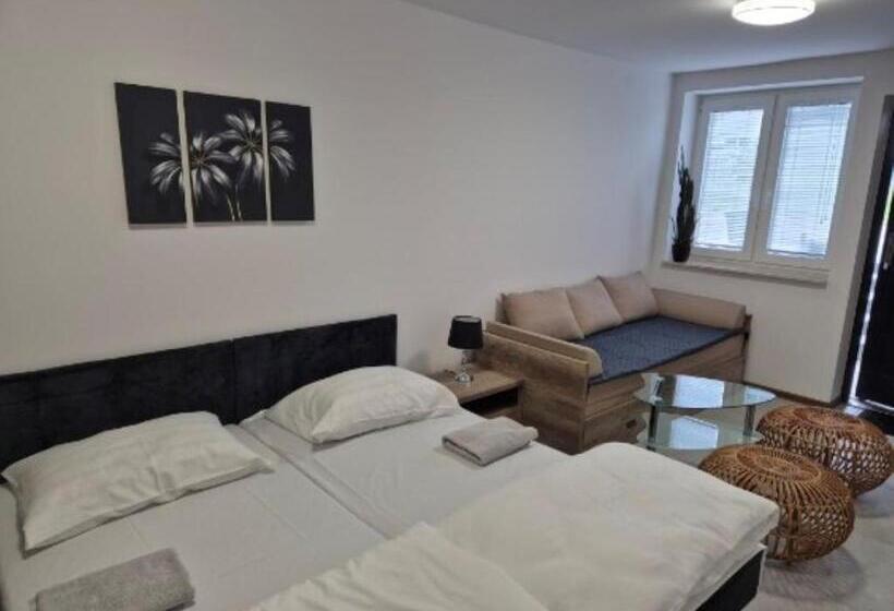 Herberge Pokoje Kraska 36