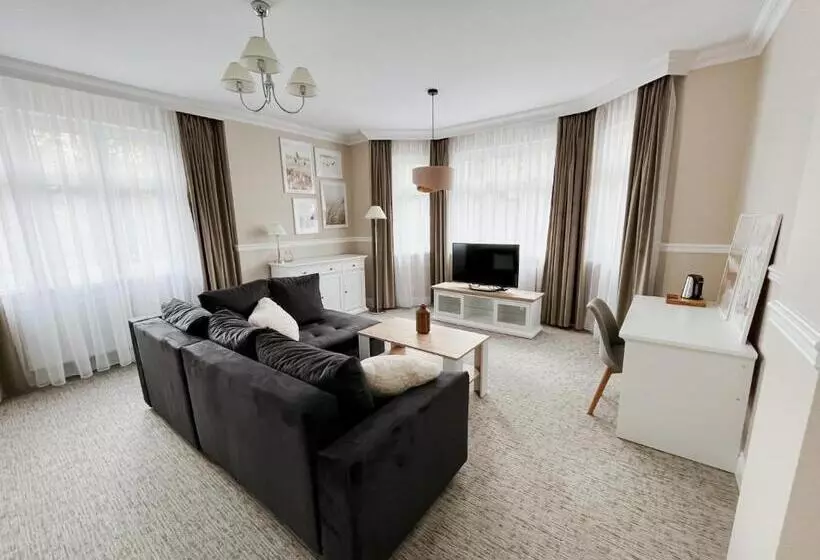 ベッドアンドブレックファースト Villa Adele